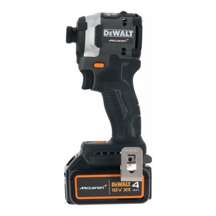 DEWALT Clé à chocs sans fil 18 V, avec 2 batteries (18 V / 4 Ah) et chargeur rapide système