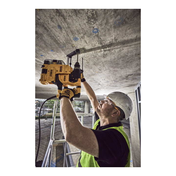 DEWALT combihamer SDS-plus 30 mm 950 watt D25335K-QS
