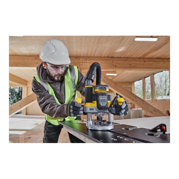 Dewalt Défonceuse sans fil 18 V DCW620NT-XJ, sans balais (version de base)
