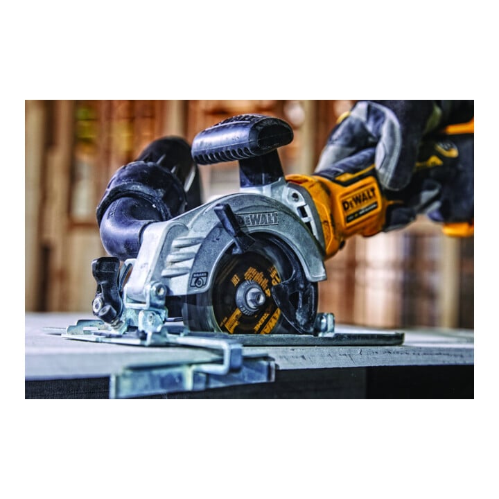 DEWALT Faserzement-Kreissägeblatt PCD für Akku-Handkreissägen, 115x9,5mm, 4Z DT20421-QZ