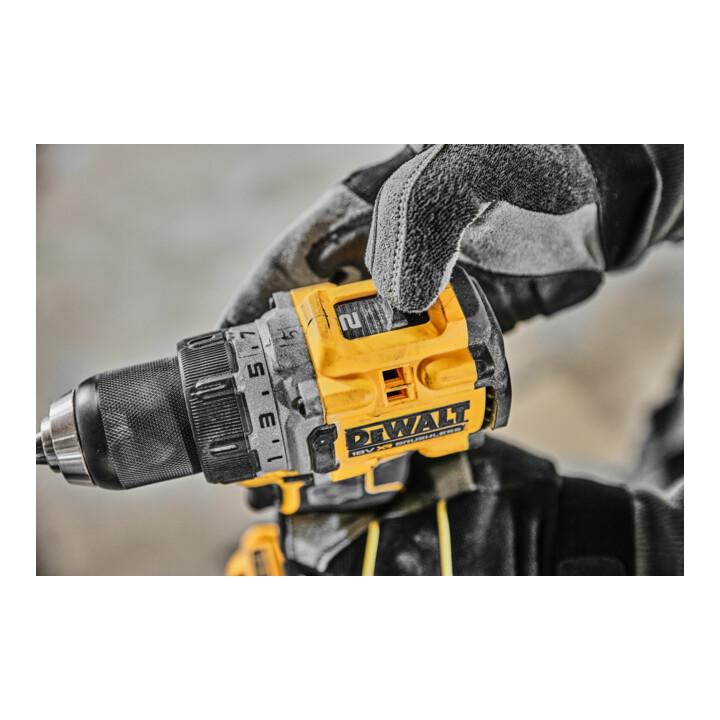 DEWALT Perceuse-visseuse sans fil 18V avec 2 batteries 18 V / 5 Ah Powerstack