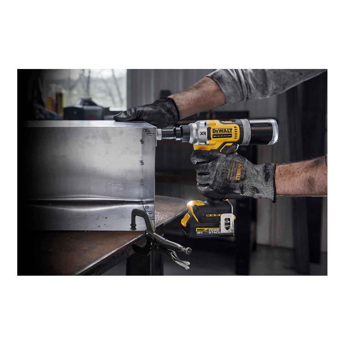 DEWALT Pistola rivettatrice a batteria, 18 V, versione base, 4,8 - 6,4 mm