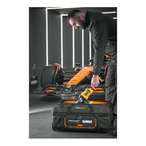 DEWALT Reisetasche mit Rollen und Teleskopgriff MCLAREN Design (Duffle Bag)