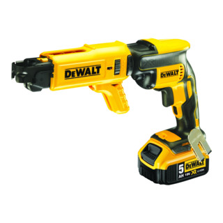 DEWALT Set con avvitatore rapido a batteria 18V / 5,0Ah DCF620P2K-QW