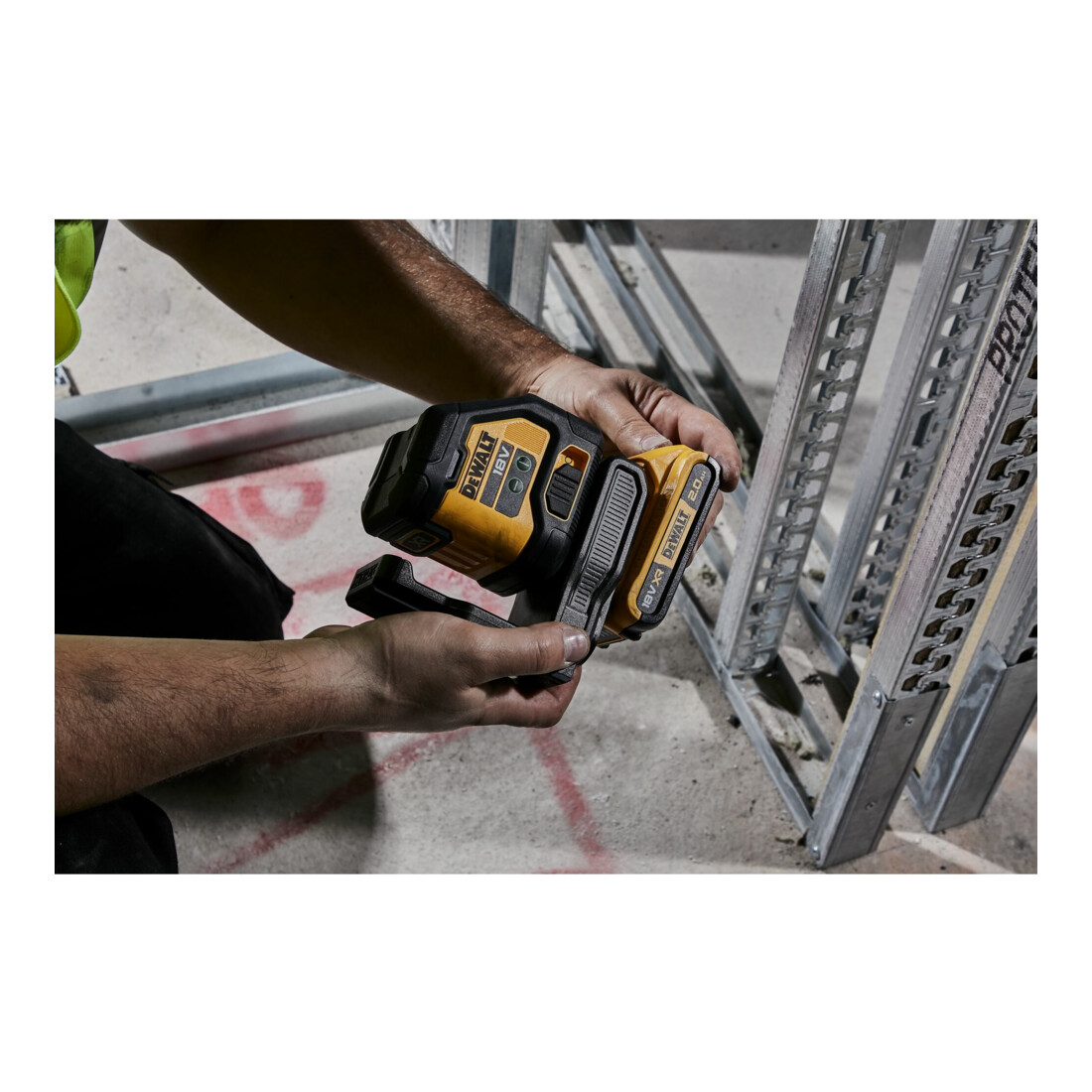 DEWALT Set Laser a linee Compact 18V
