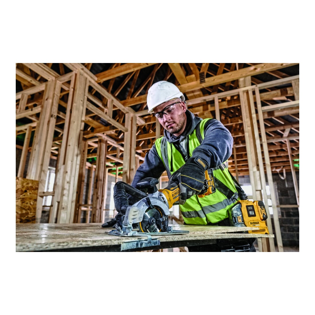 DEWALT TCT/HM Kreissägeblatt für Akku-Handkreissägen, 115x9,5mm, 24WZ DT20420-QZ
