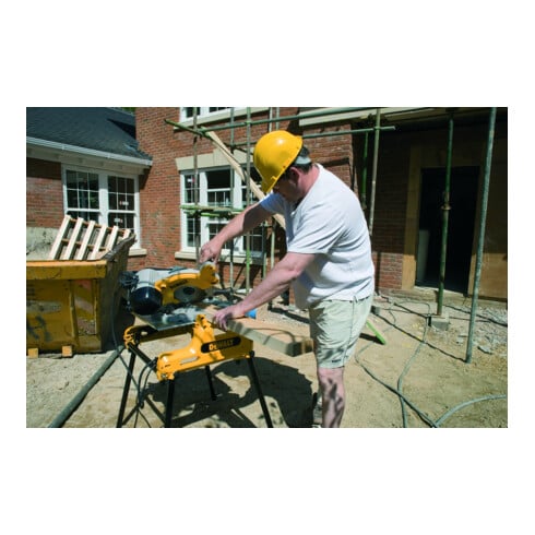 DEWALT Tisch-, Kapp- und Gehrungssäge DW743N-QS Solo