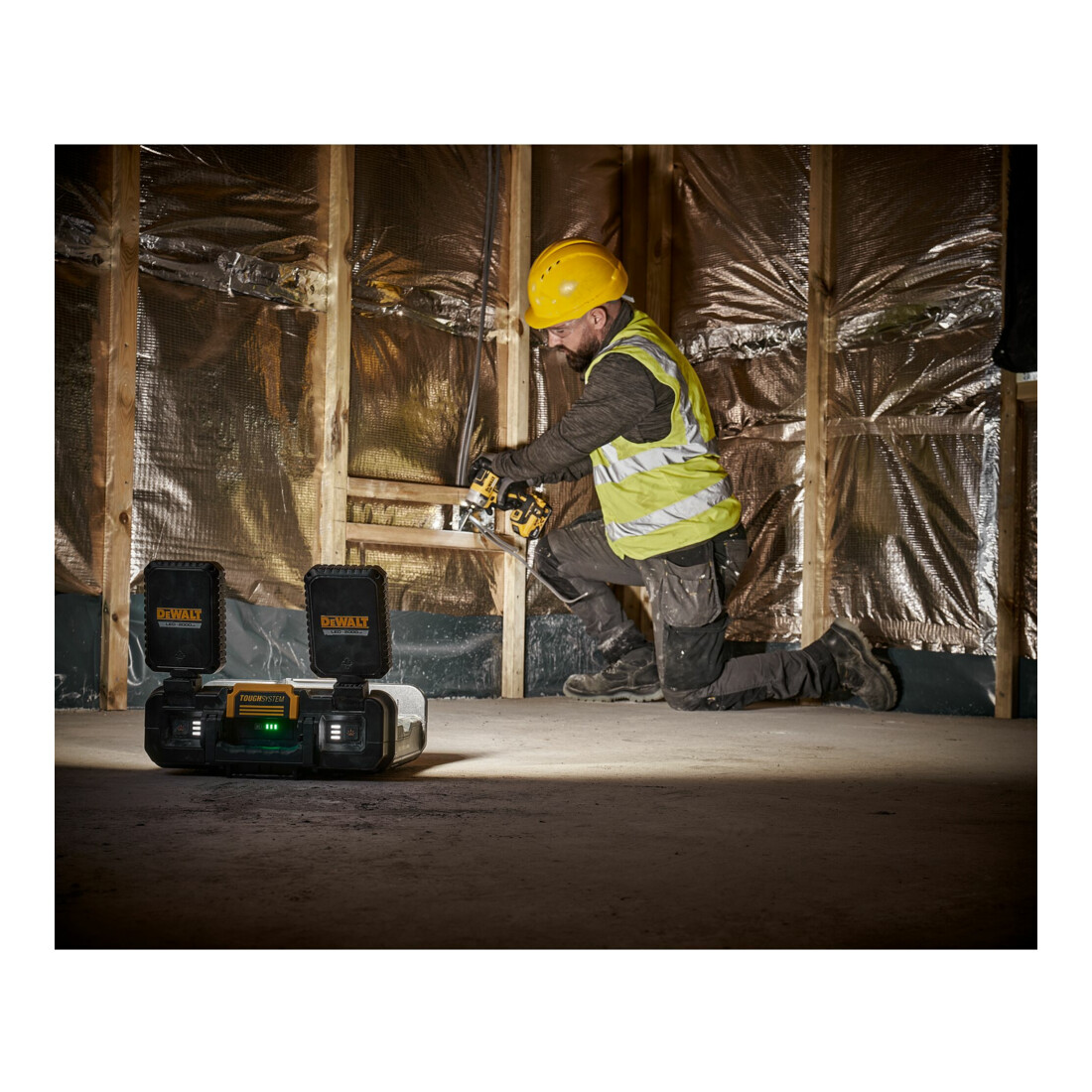 DEWALT ToughSystem Cassetta Porta Attrezzi con Luce