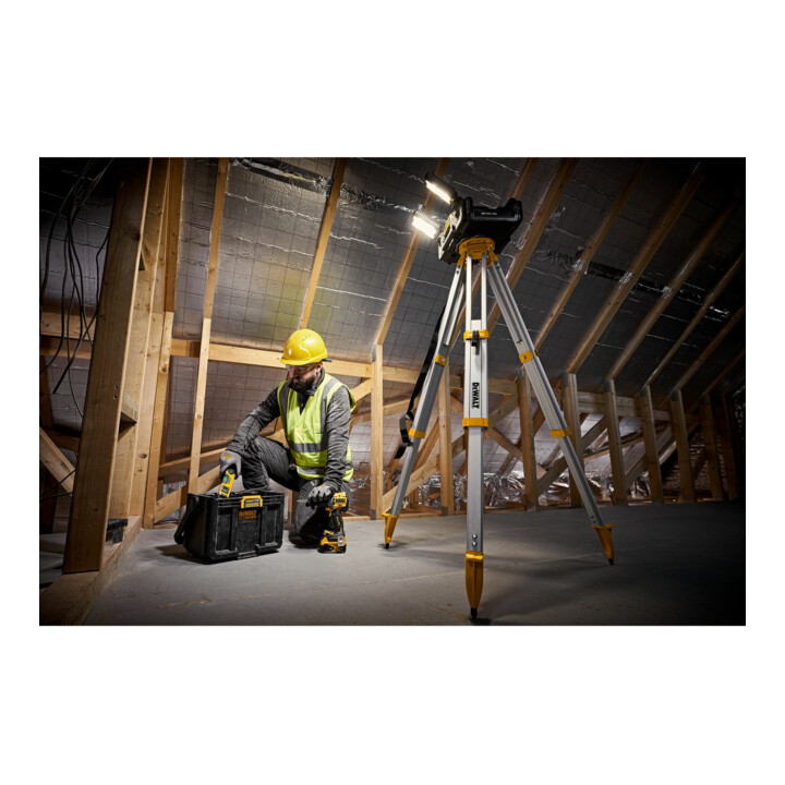 DEWALT ToughSystem Gereedschapskist met Verlichting