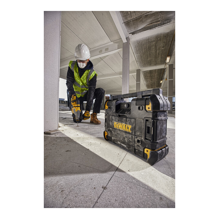 DEWALT TSTAK accu- en netspanningsradio met oplaadfunctie DWST1-81078-QW