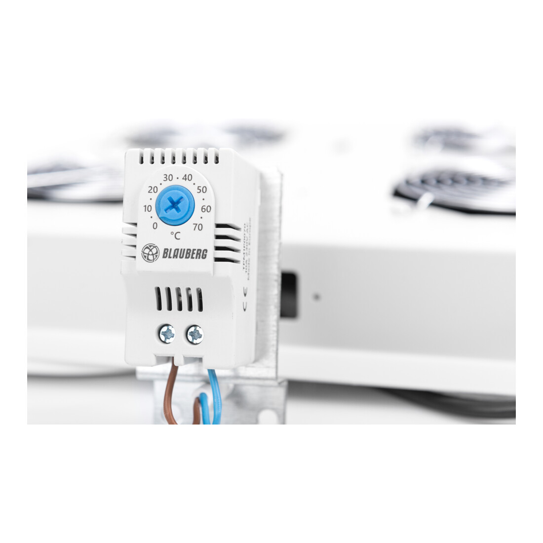 DIGITUS Dachlüftereinheit 4 Lüfter RAL 7035 DN-19 FAN-4-N