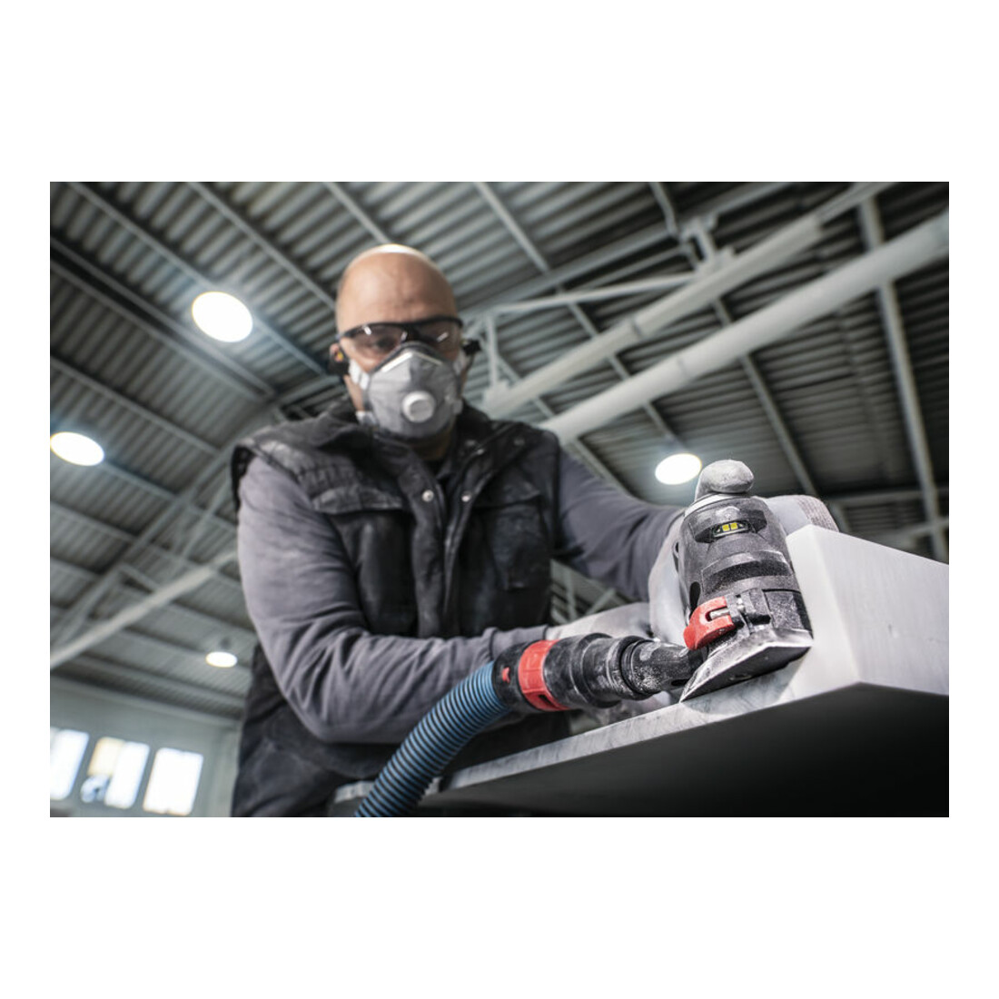 Feuille abrasive Bosch F355 pour ponceuses delta et multicoupeuses