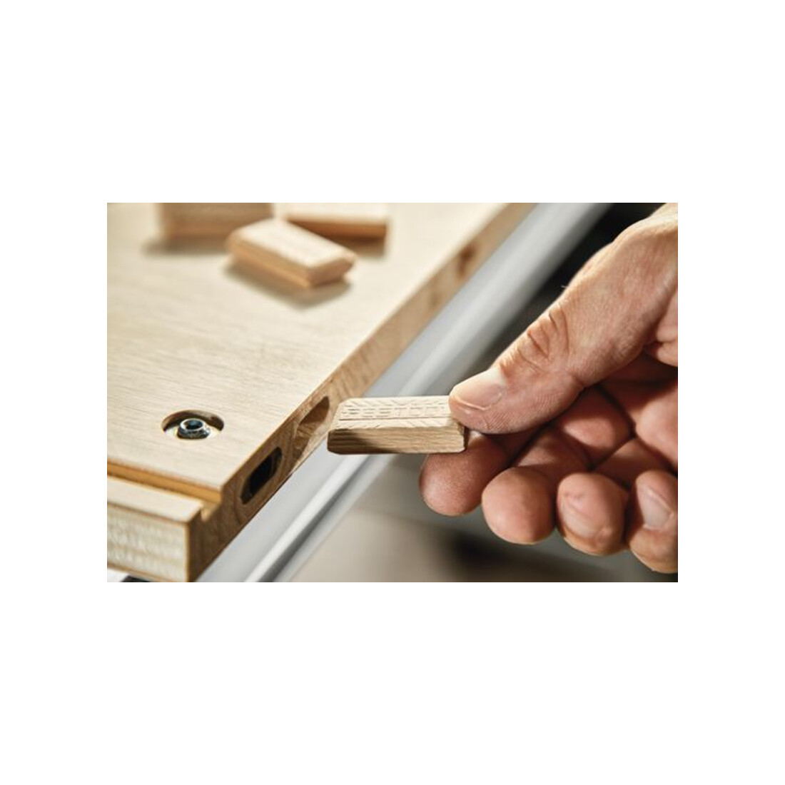 DOMINO en hêtre D 8x36/130 BU