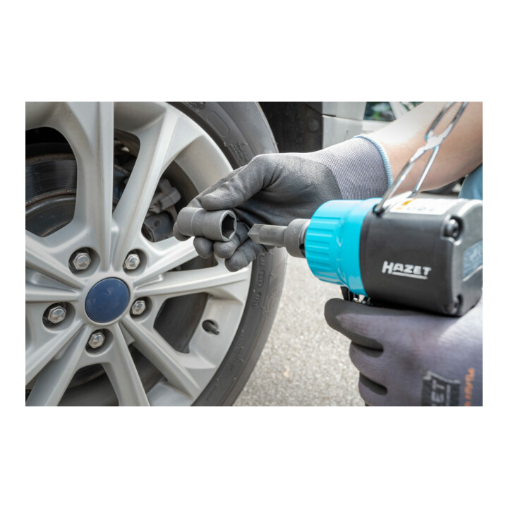 Douille pour vissage de roue FORD Hazet 900SLG-18X20, carré creux 12,5 mm (1/2 pouce), profil traction à 6 pans extérieurs, 18 x 20 mm