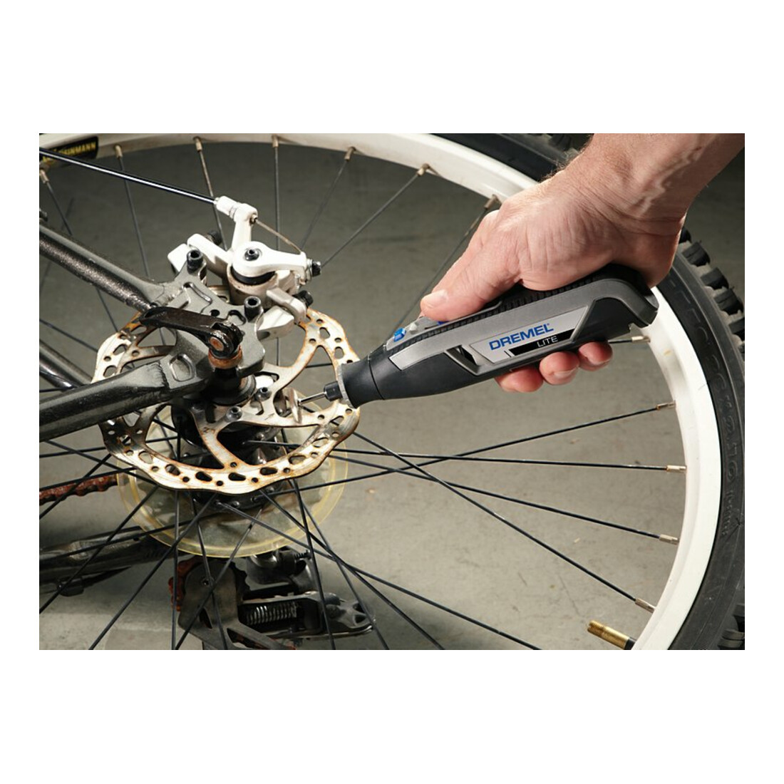 Dremel 7760-15 multifunctioneel batterijgereedschap 3,6 V met 15 accessoires