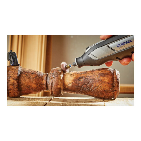 DREMEL® Kabelloses Multifunktionswerkzeug 8240, 1x 12-V-2Ah-Akku, 45 Zubehören