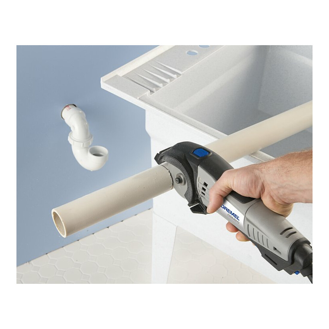 Dremel DSM20-3/4 Kompaktsäge (710 W) mit 3 Vorsatzgeräte, 4 Zubehöre