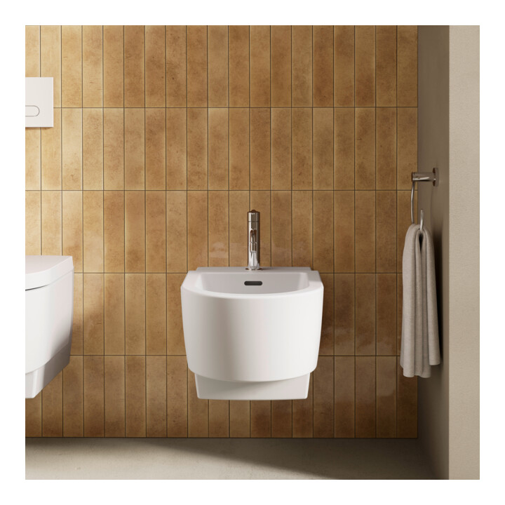 Duravit Balcoon Bidet mural 37x54 cm, avec robinet, sortie horizontale, blanc mat soyeux
