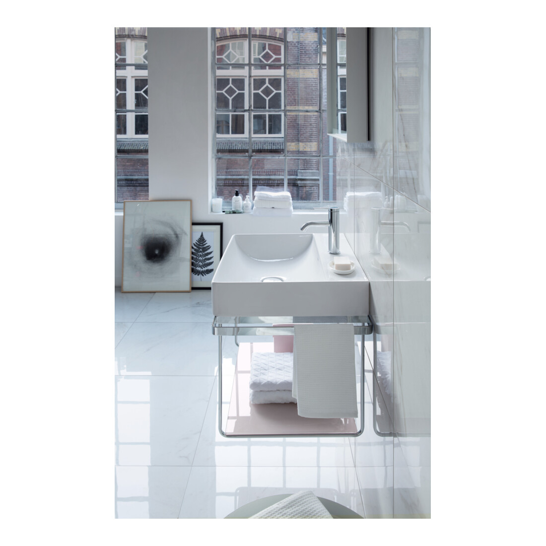Duravit Metallkonsole DuraSquare 66,5x45cm, wandhängend, chrom