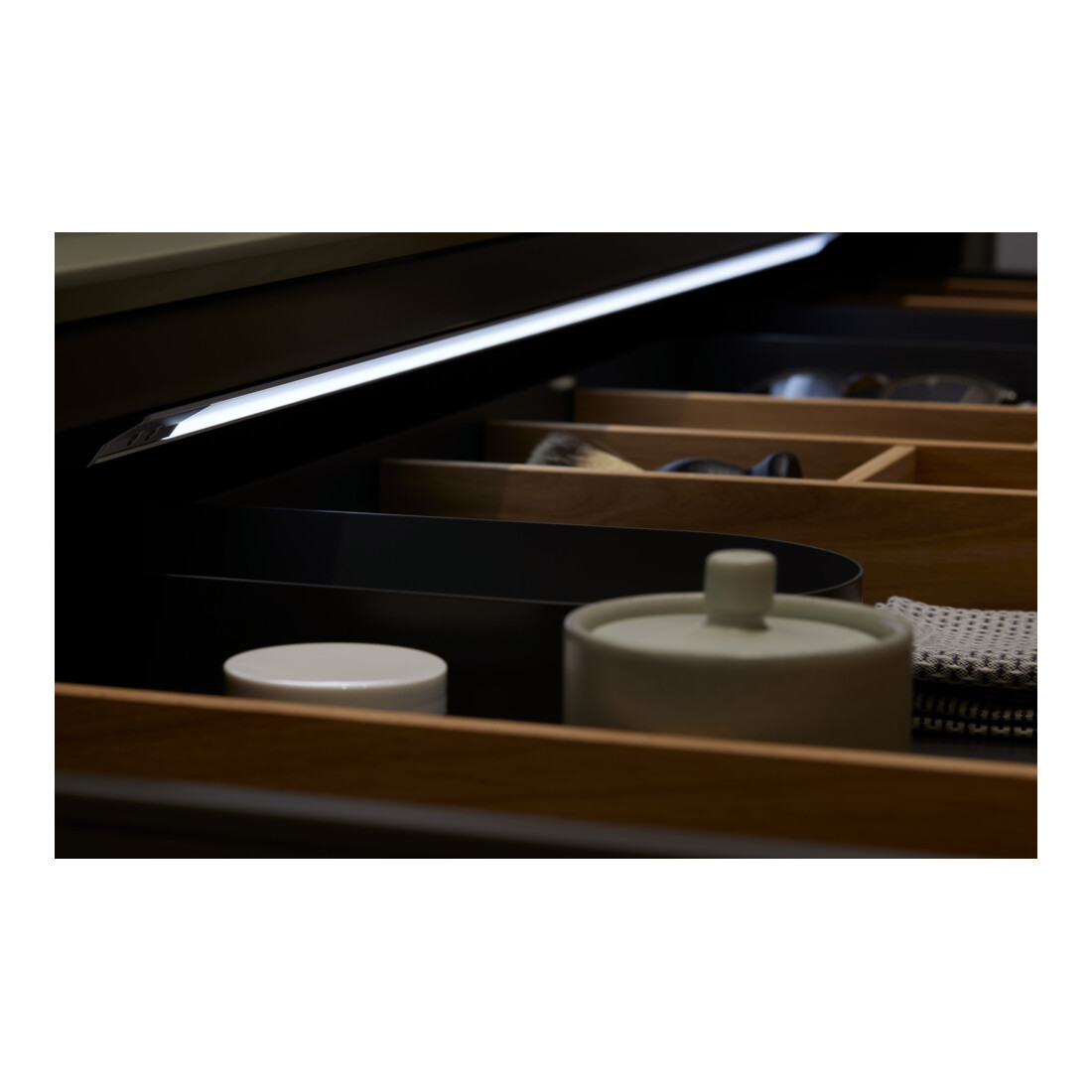 Duravit Meuble sous lavabo White Tulip 130x55 cm, E Nat gra g, k Ein/m Be