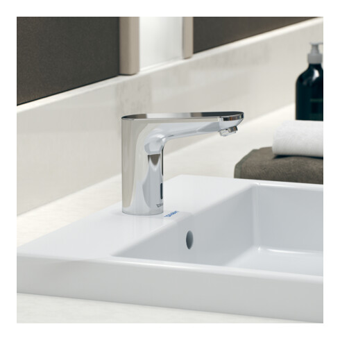 Duravit Robinet lavabo infrarouge Sensor 1 réseau, A 122 mm, temp. eau régl., chr