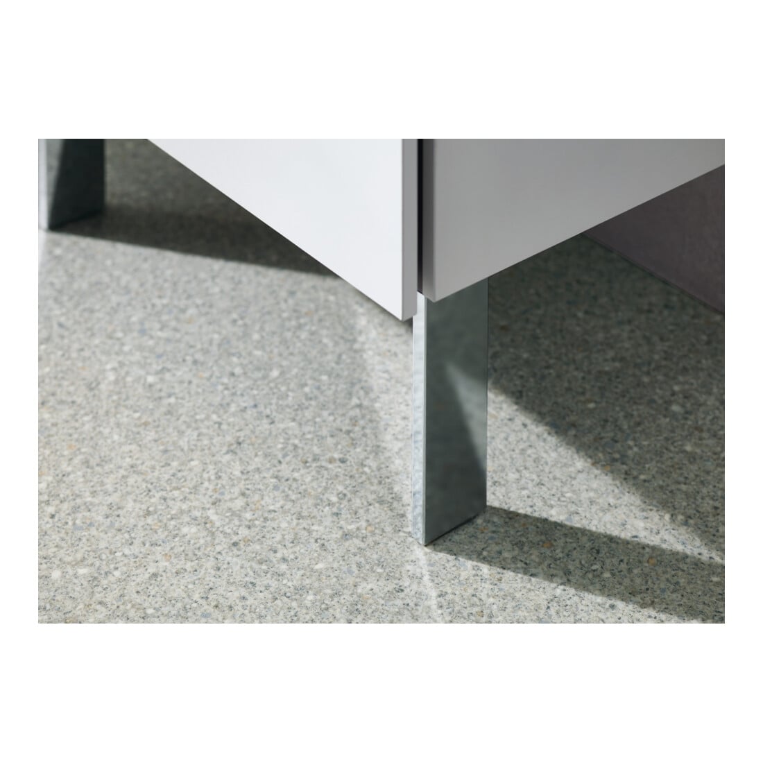 Duravit Waschtischunterschrank L-Cube 42x29,4x70,4cm, steh., Tür li, weiß matt