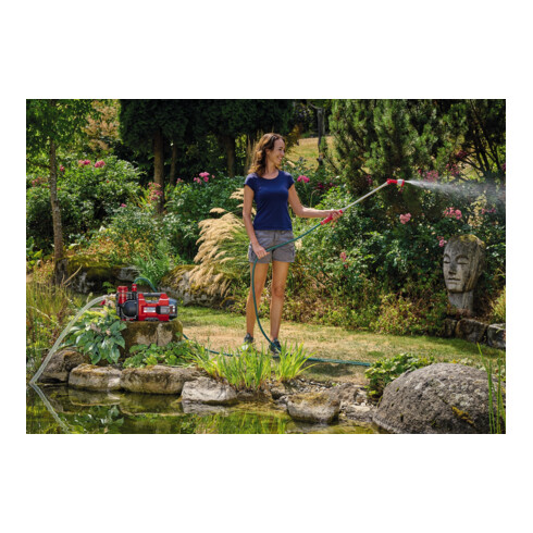 Einhell Akku-Gartenpumpe AQUINNA 18/30 F LED