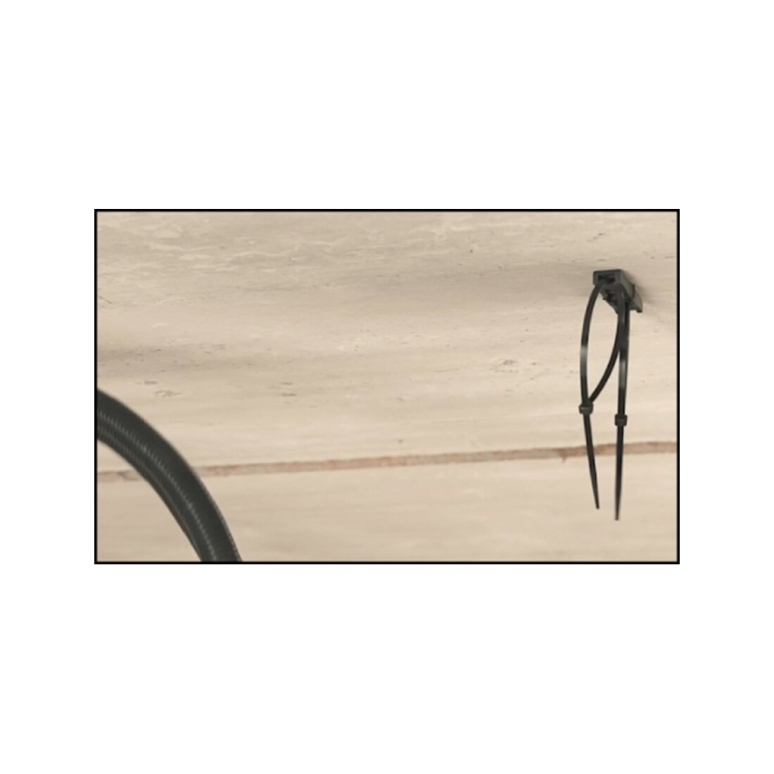 Embase double clouable pour collier de serrage Din/Réf. TBBD (100 ) CELO