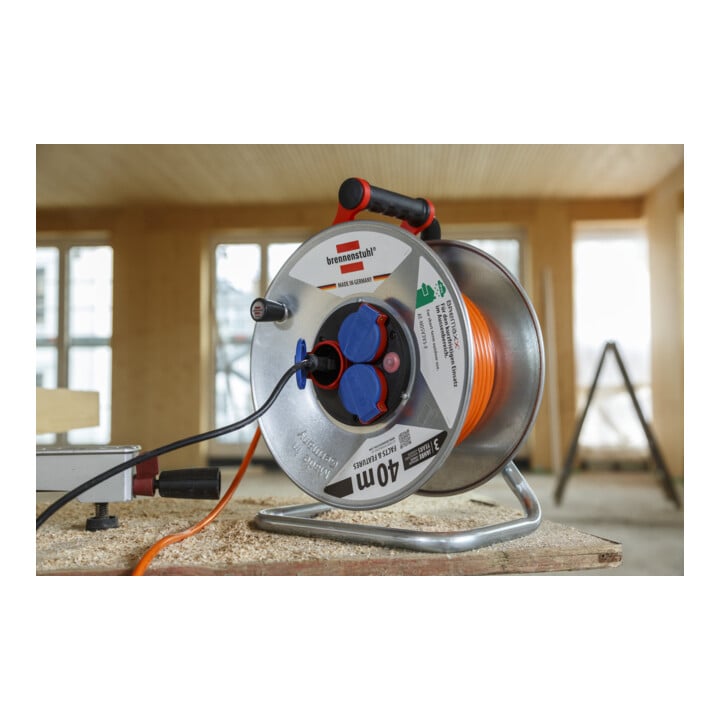 Enrouleur de câble Brennenstuhl Garant S IP44 40m AT-N05V3V3-F 3G1,5