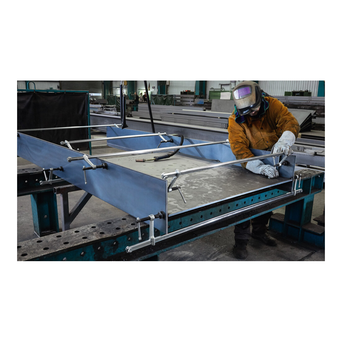 Serre-joints à pas variable Bessey avec rotule spéciale et 2 poignées
