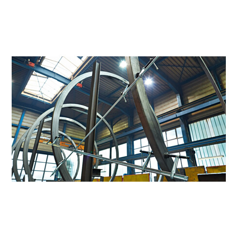 Serre-joints à pas variable Bessey avec rotule spéciale et 2 poignées