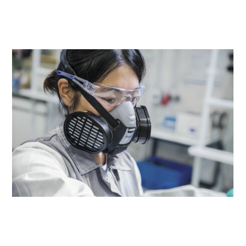 Ensemble pour travailleurs chimiques Dräger - demi-masque X-plore 3300 L avec filtre ABEK1 Hg P3 R D