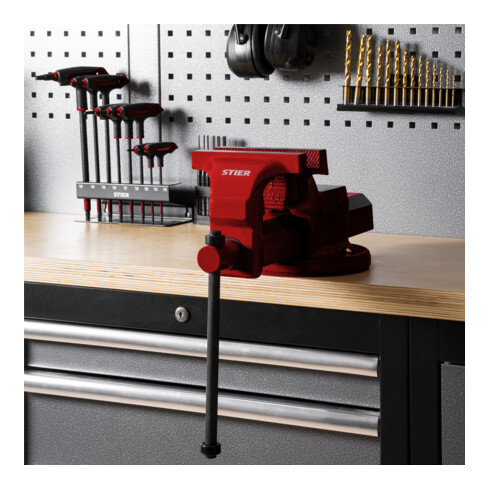 Etau parallèle STIER taille 180 Modèle normal