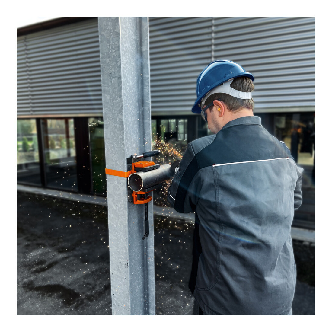 FEIN Étau magnétique avec une largeur de mors de 100 mm. Set d'étau FEIN VersaMA
