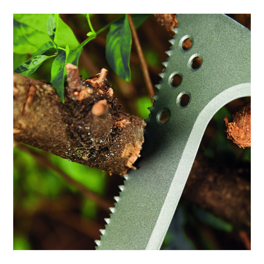 Fiskars Serpe avec scie CL-521 Solid