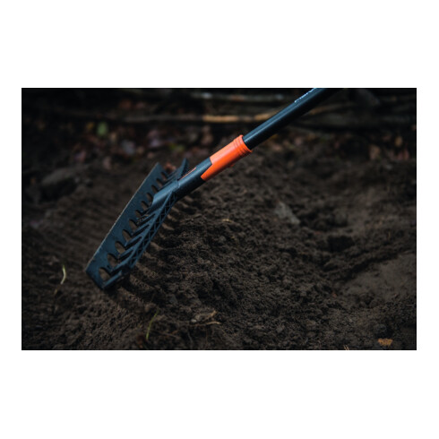 Fiskars Universal-Gartenrechen Solid