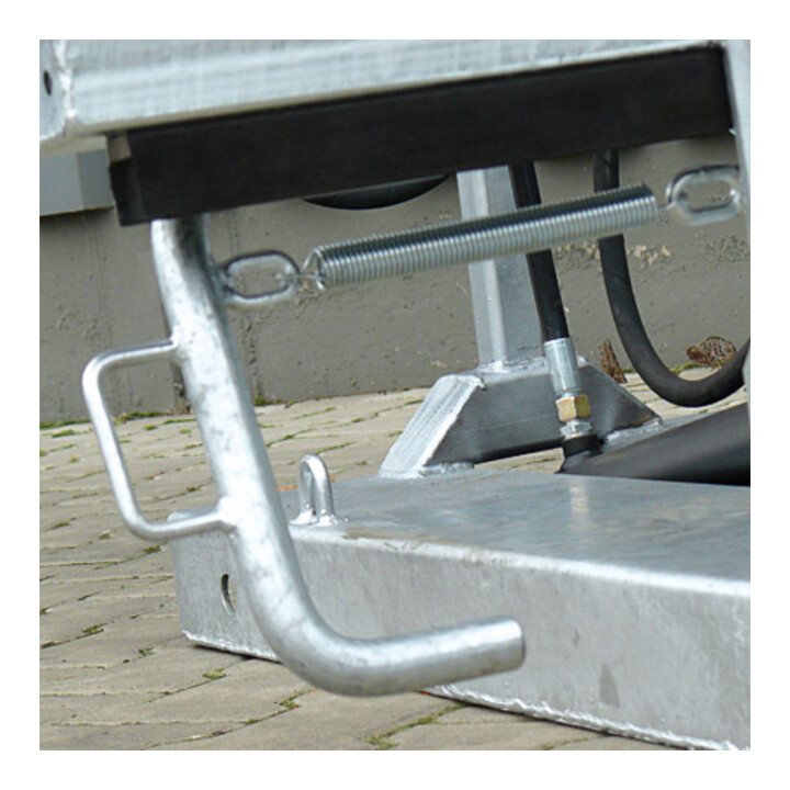 Florian Eichinger Kommissionierplattform 6110 x 2000 mm reinorange