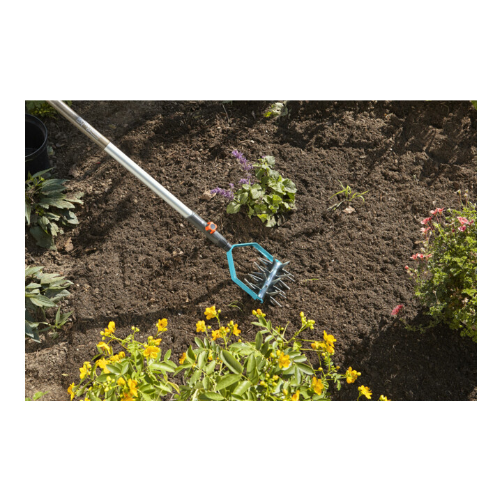 Fraise étoile combisystem GARDENA avec lame de désherbage, largeur 14 cm