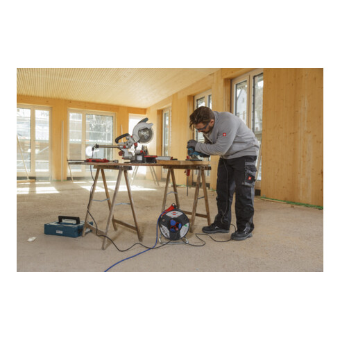 Garant IP44 Kabeltrommel 50m AT-N05V3V3-F 3G1,5 blau