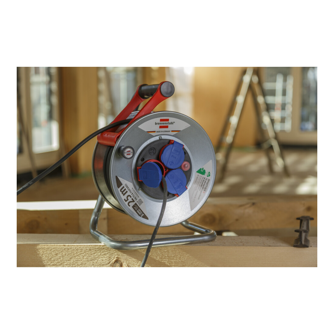 Garant S IP44 kabelhaspel 25m H05RR-F 3G1.5