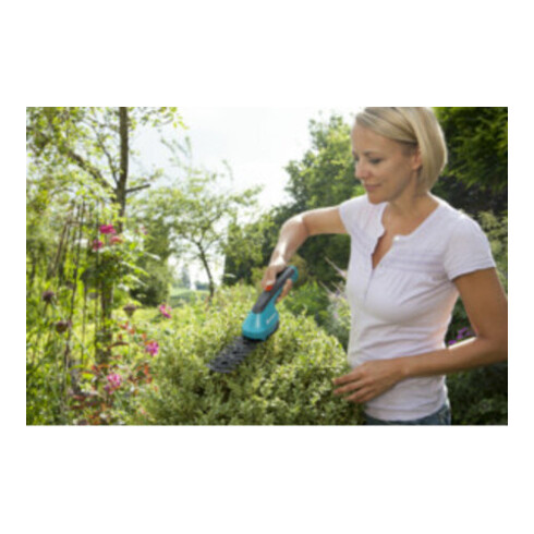 GARDENA AccuCut Li Set mit Gras- und Strauchmesser