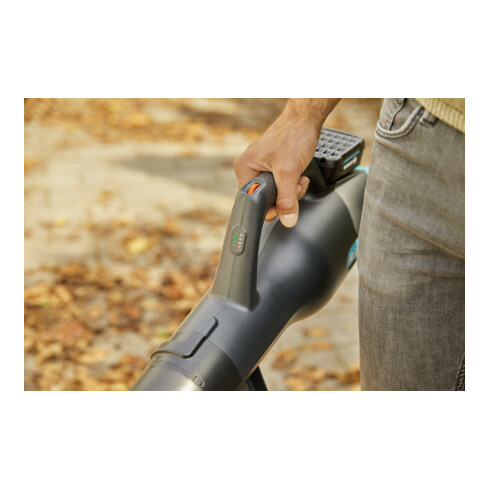 GARDENA Akku-Bläser PowerJet 18V P4A Ready-To-Use Set