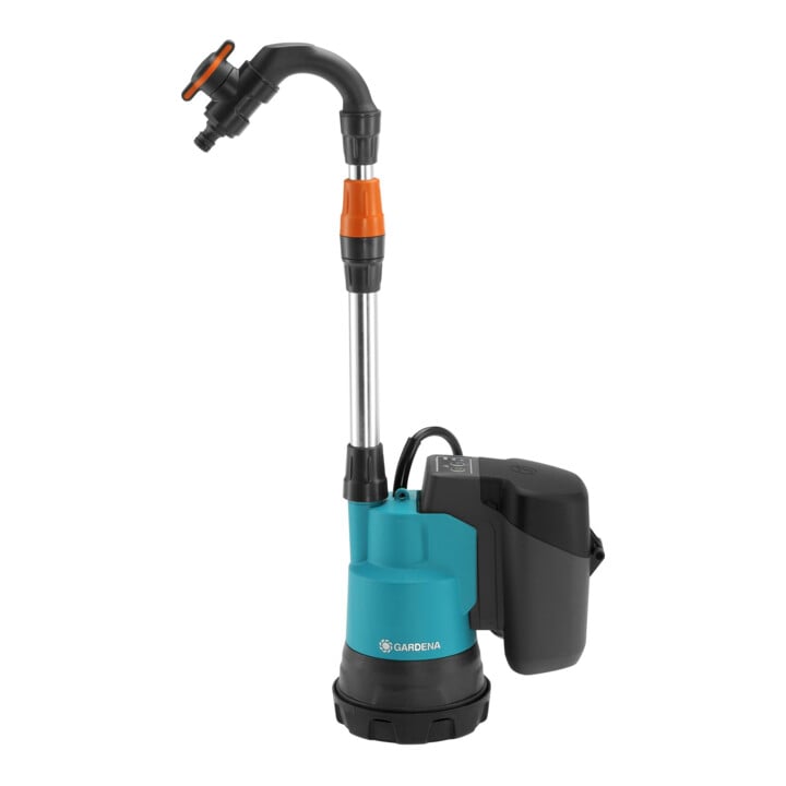 GARDENA Akku-Regenfasspumpe 2000/2 18V P4A Ready-To-Use Set