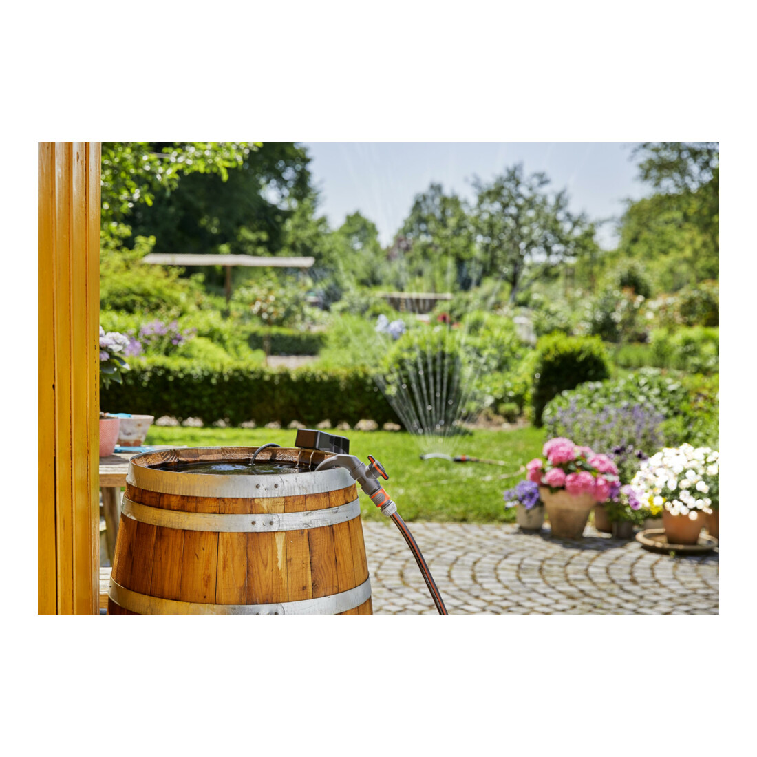 GARDENA Akku-Regenfasspumpe 2000/2 18V P4A Ready-To-Use Set
