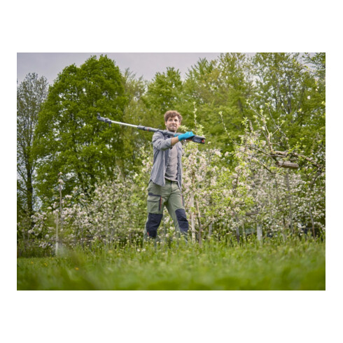 Gardena Akku-Teleskop-Baumschere HighCut 360/18V P4A solo