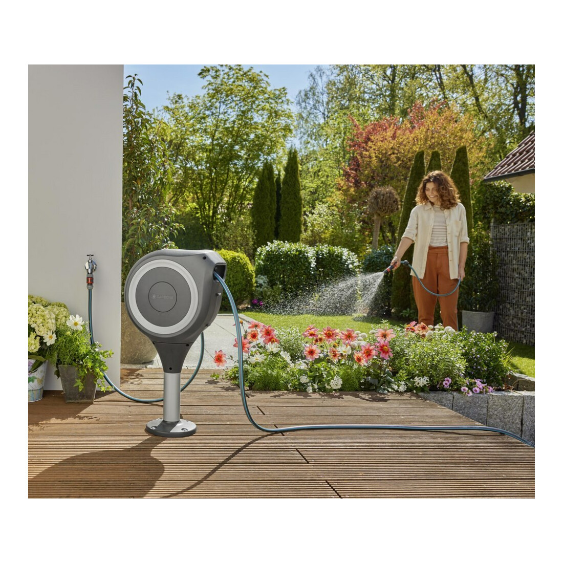 Gardena Boîte enrouleur pour terrasse RollUp M (blanc) 20 m 18617-20