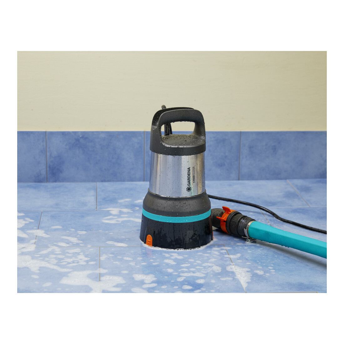 GARDENA Klarwasser-Tauchpumpe 17000 Aquasensor