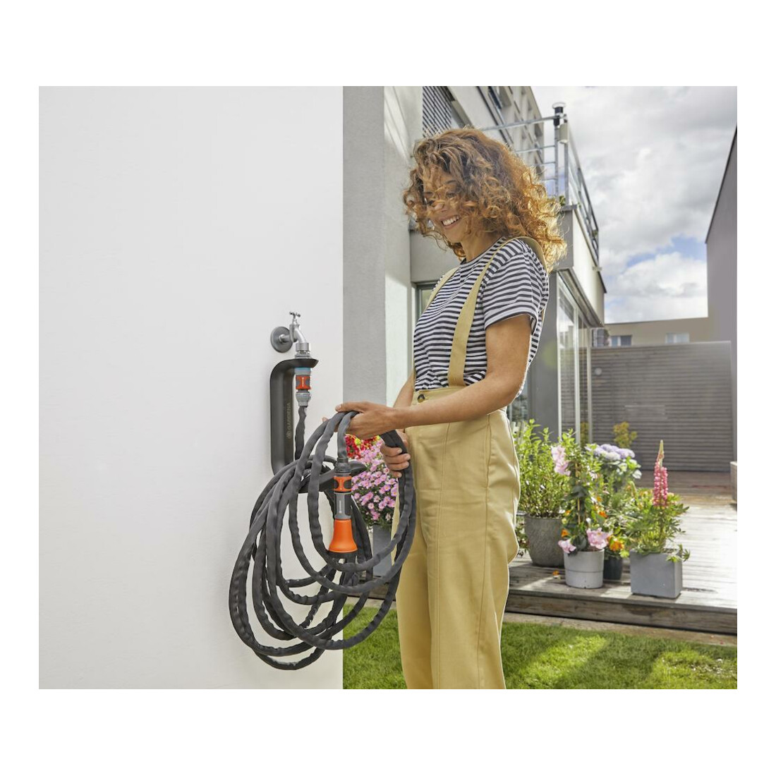 Gardena Rangement de tuyau Liano TapFix