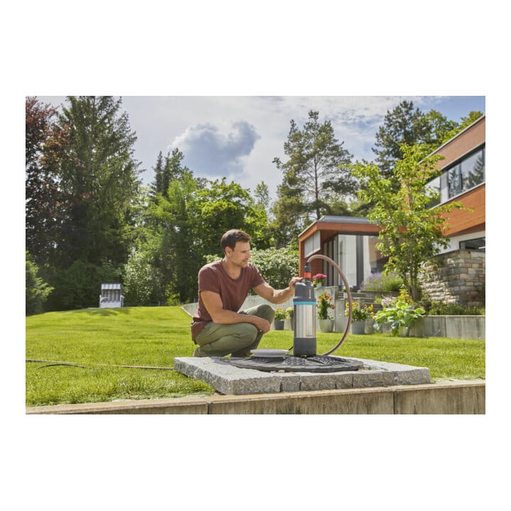 GARDENA Tauch-Druckpumpe 5900/4 inox automatic