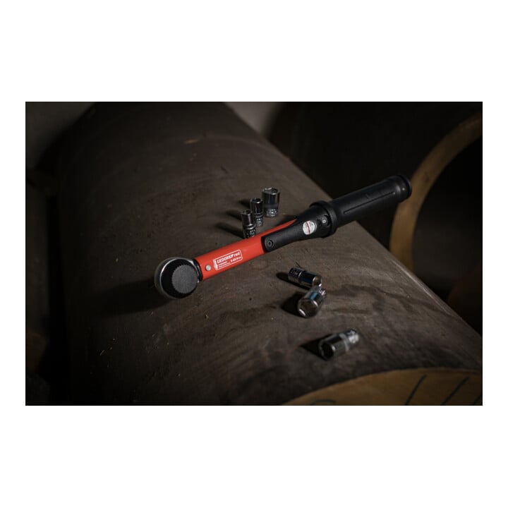 Gedore red Drehmomentschlüssel für Links- und Rechtsgewinde, 1/4 Zoll, 5-25 Nm, Stahlrohr, Rot/Schwarz